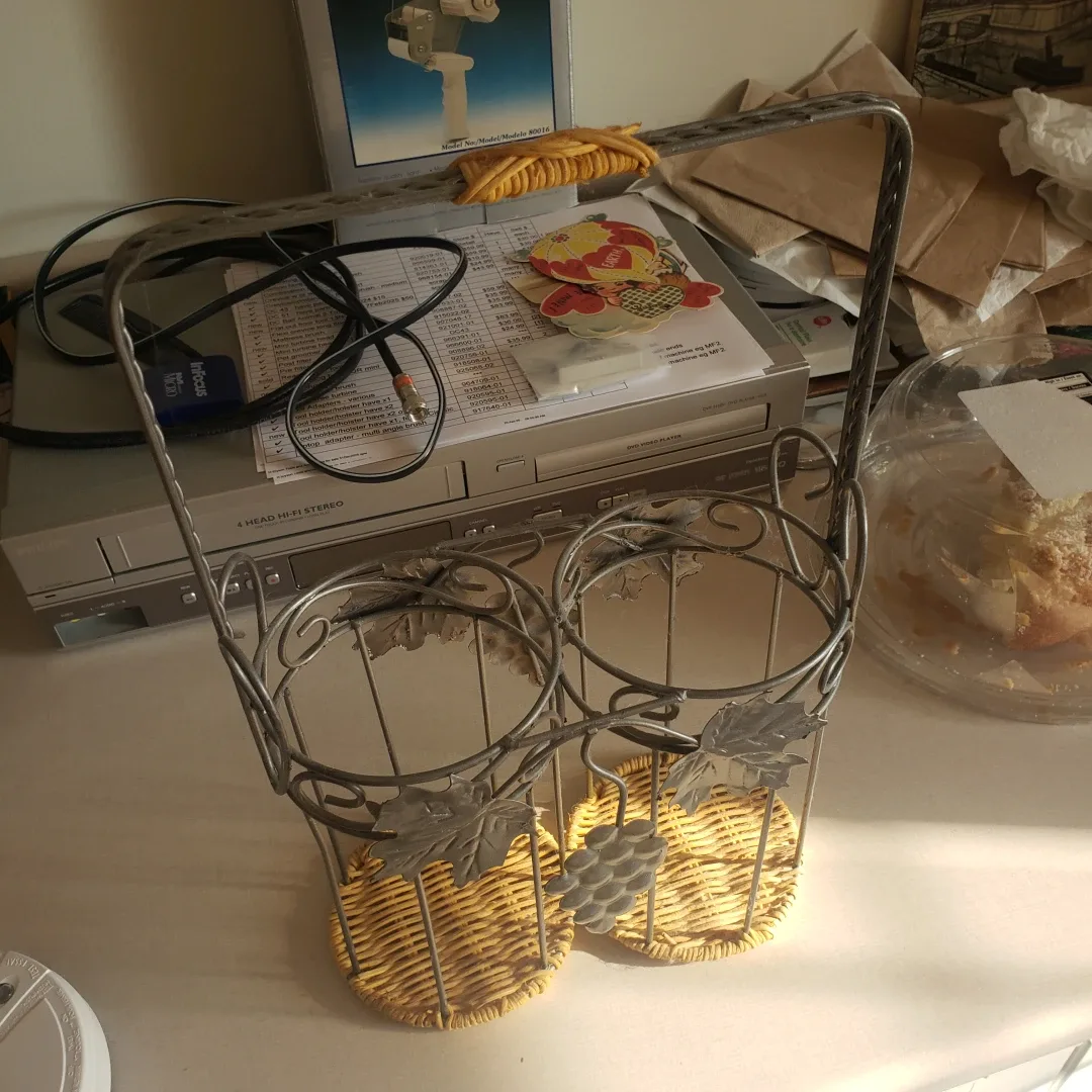 Wrought Iron Wine Caddy with Woven Bottoms thumbnail