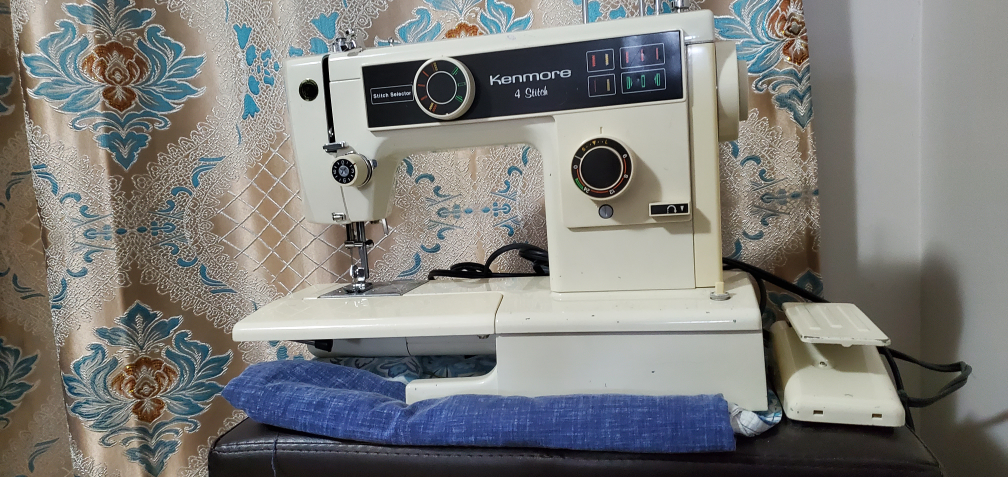 Kenmore 4 Stitch Sewing Machine - photo 2