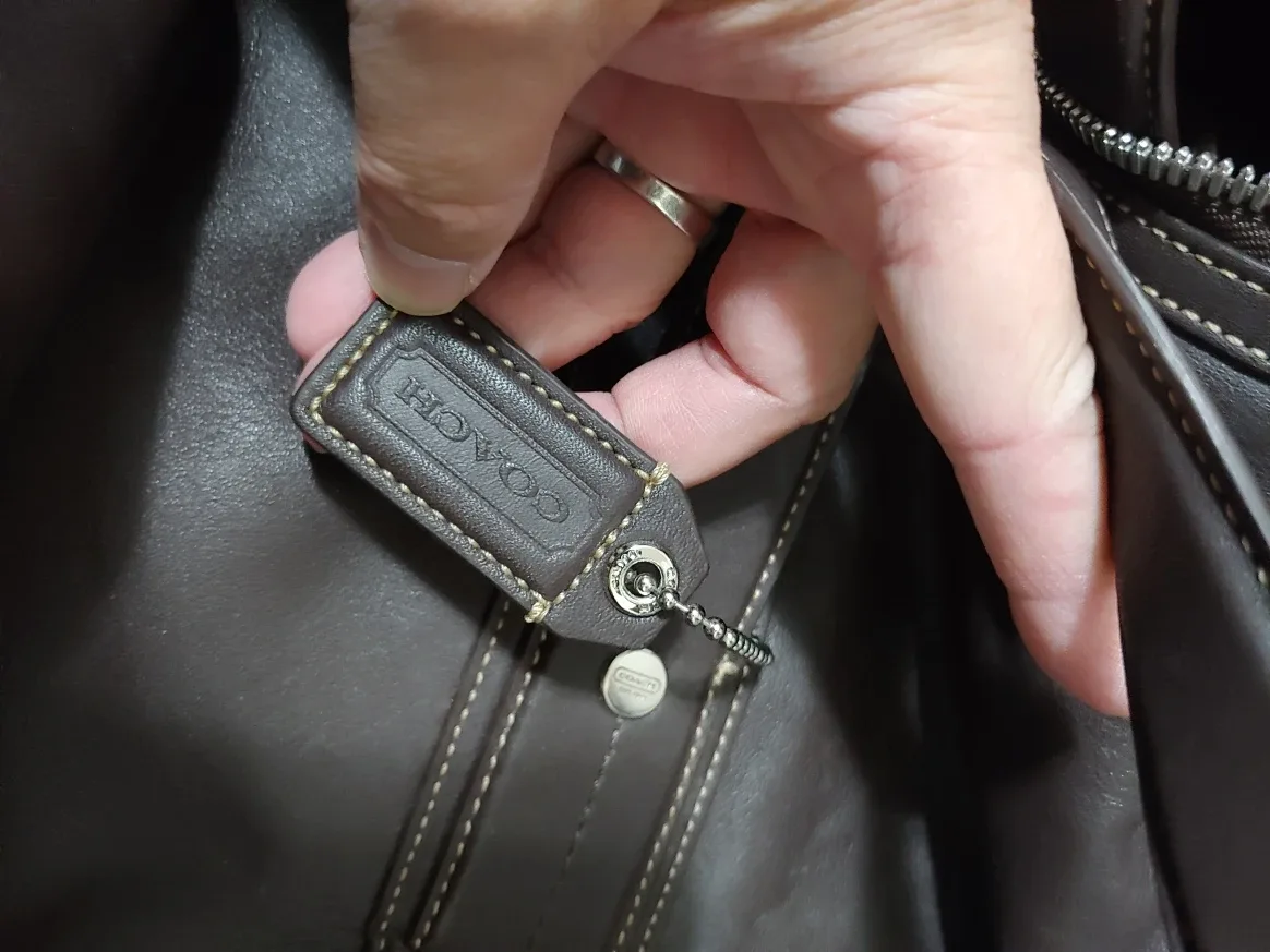 Coach Authenic Real Leather Bag, Extra Large image indicator(7)