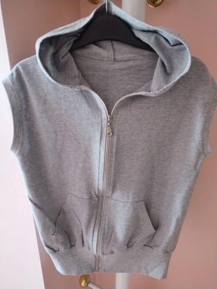 Grey Sleeveless Hoodie thumbnail