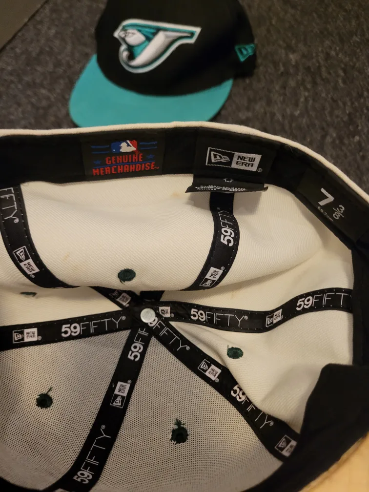 New Era Toronto Blue Jays Fitted Cap Lot - Size 7 3/8 image indicator(5)