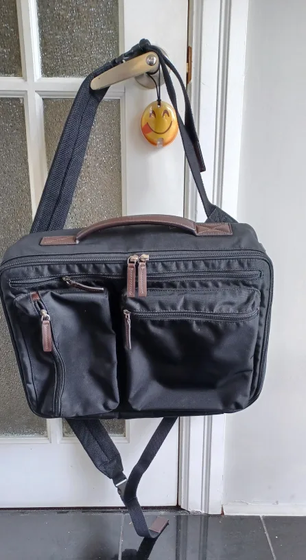 Men's Convertible Backpack image indicator(3)