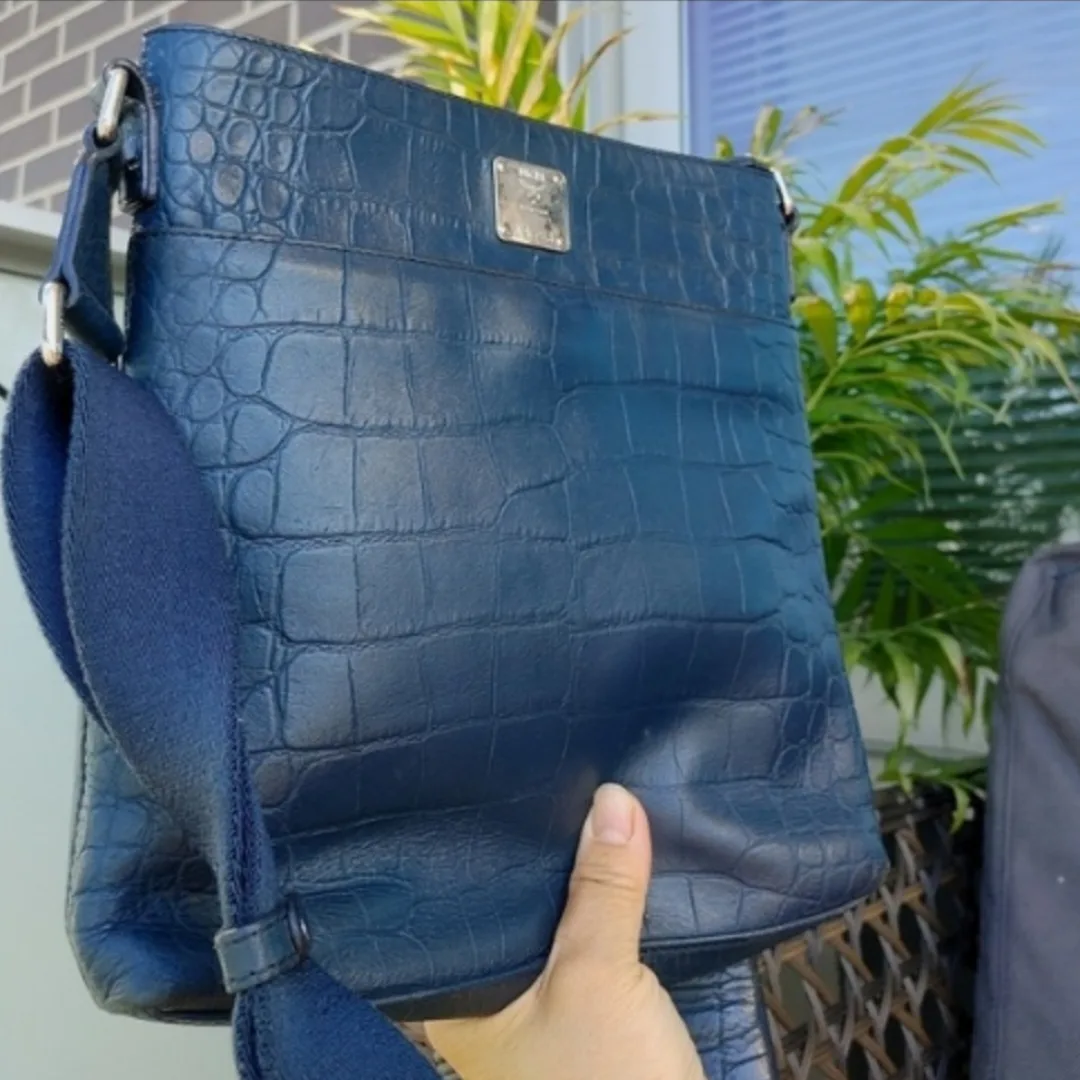 Vintage MCM Blue Crossbody Bag image indicator(10)
