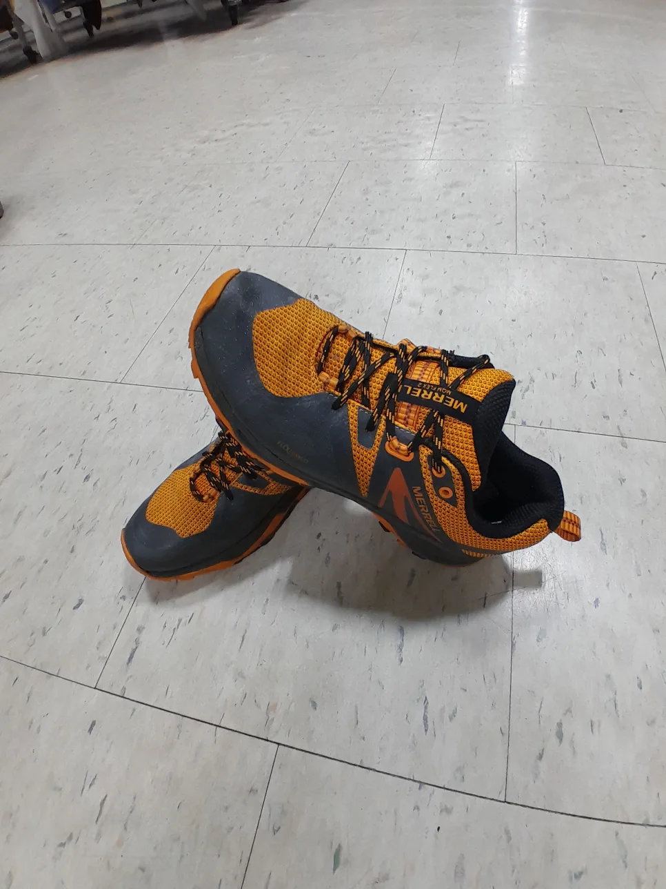 Merrell Running Shoes Men's Size 8 thumbnail