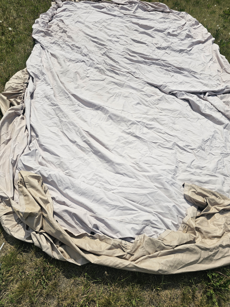 PONTOON BOAT COVER