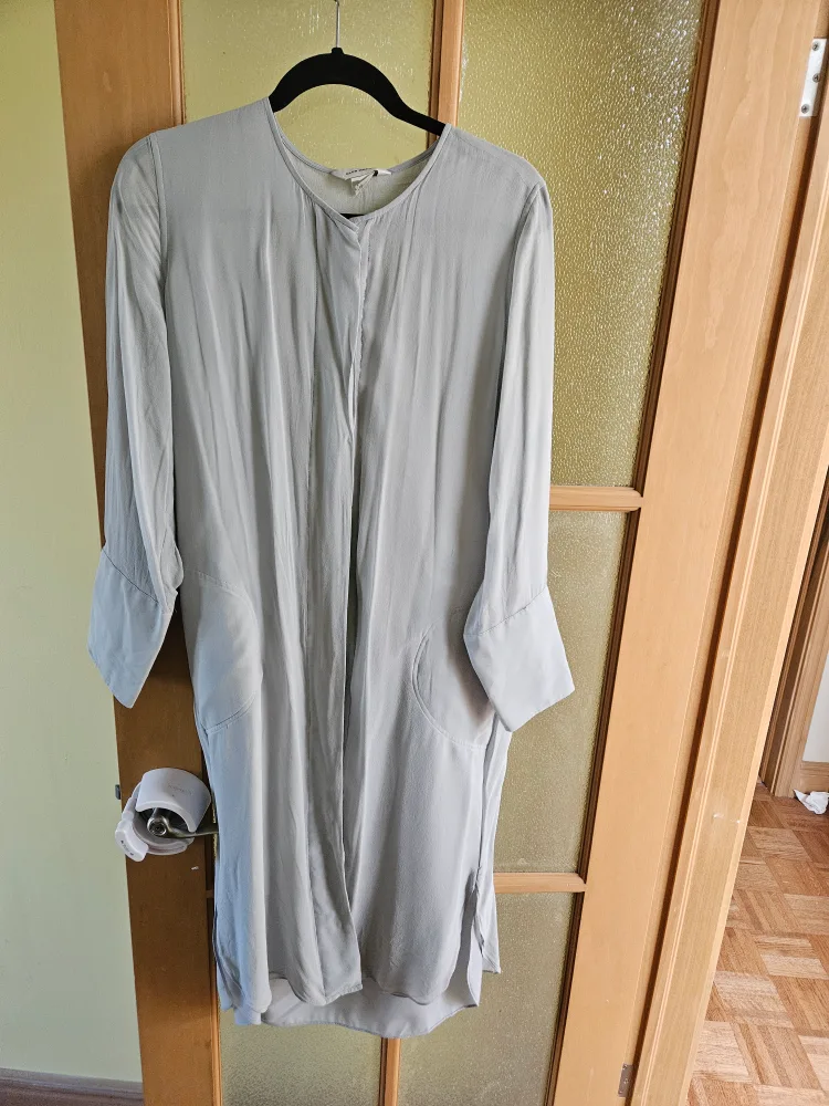 Club Monaco Silky Dress size 12 image indicator(2)