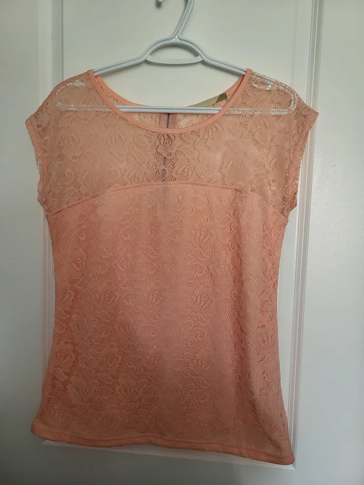 Lace blouse size L thumbnail