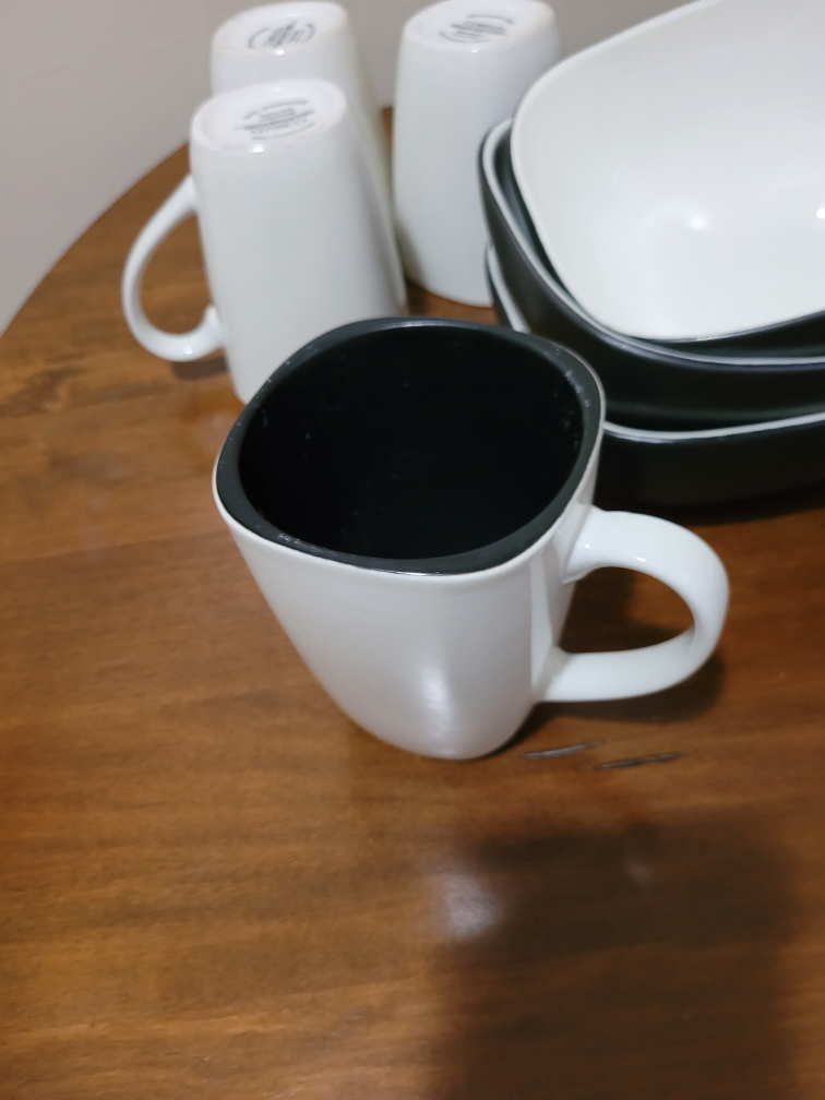 Coffee Mugs and Soup Bowls