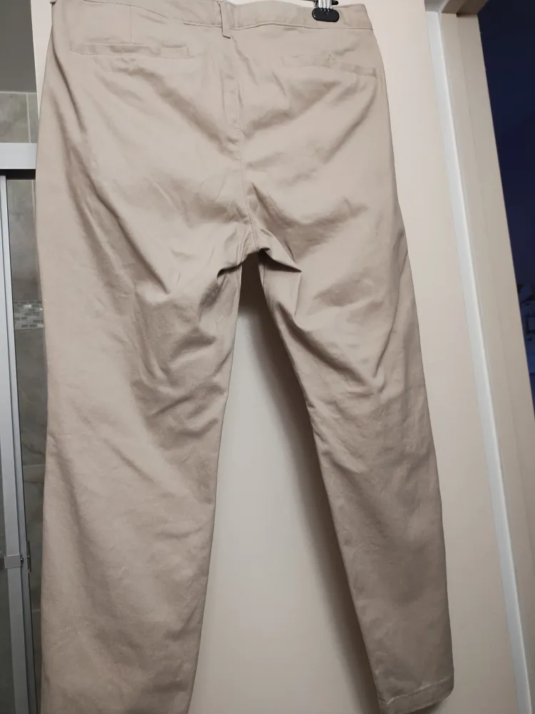 Old Navy Skinny Stretch Pants - Size 10 Petite image indicator(7)