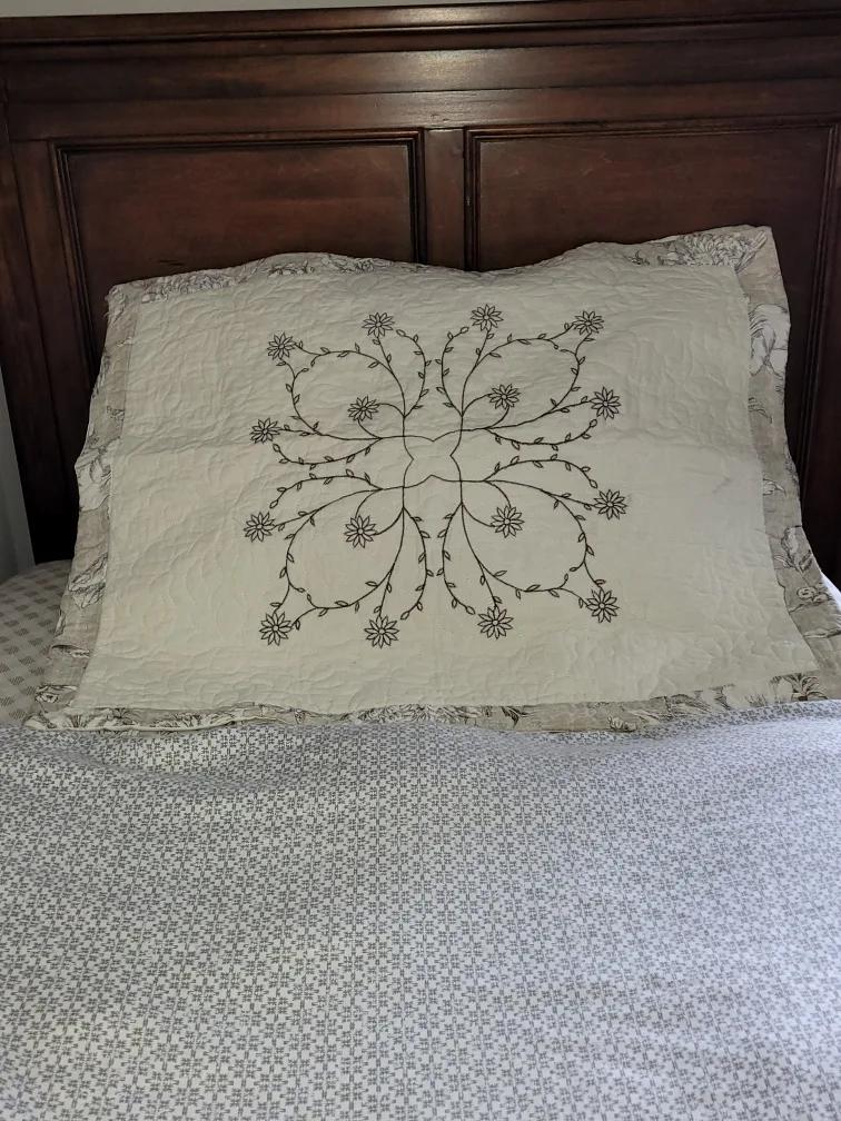 beautiful quilted pillowcases thumbnail
