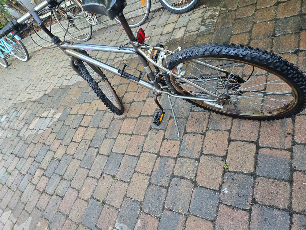 Huffy sporty Mountain Bike image indicator(3)