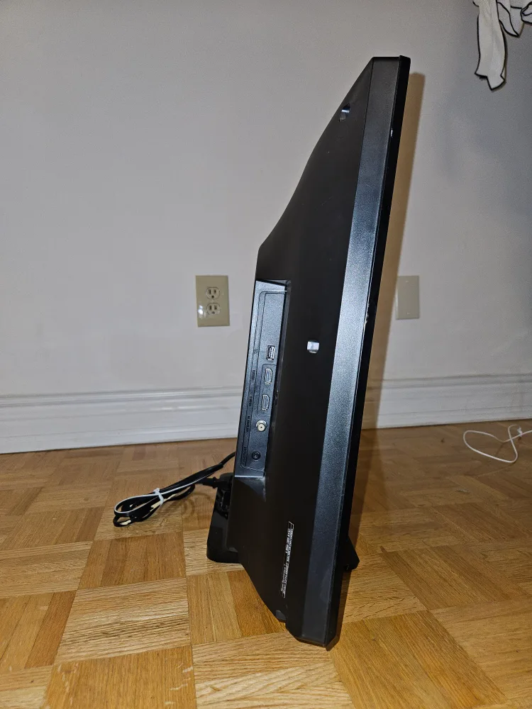 Philips LED TV, 28 inches image indicator(7)