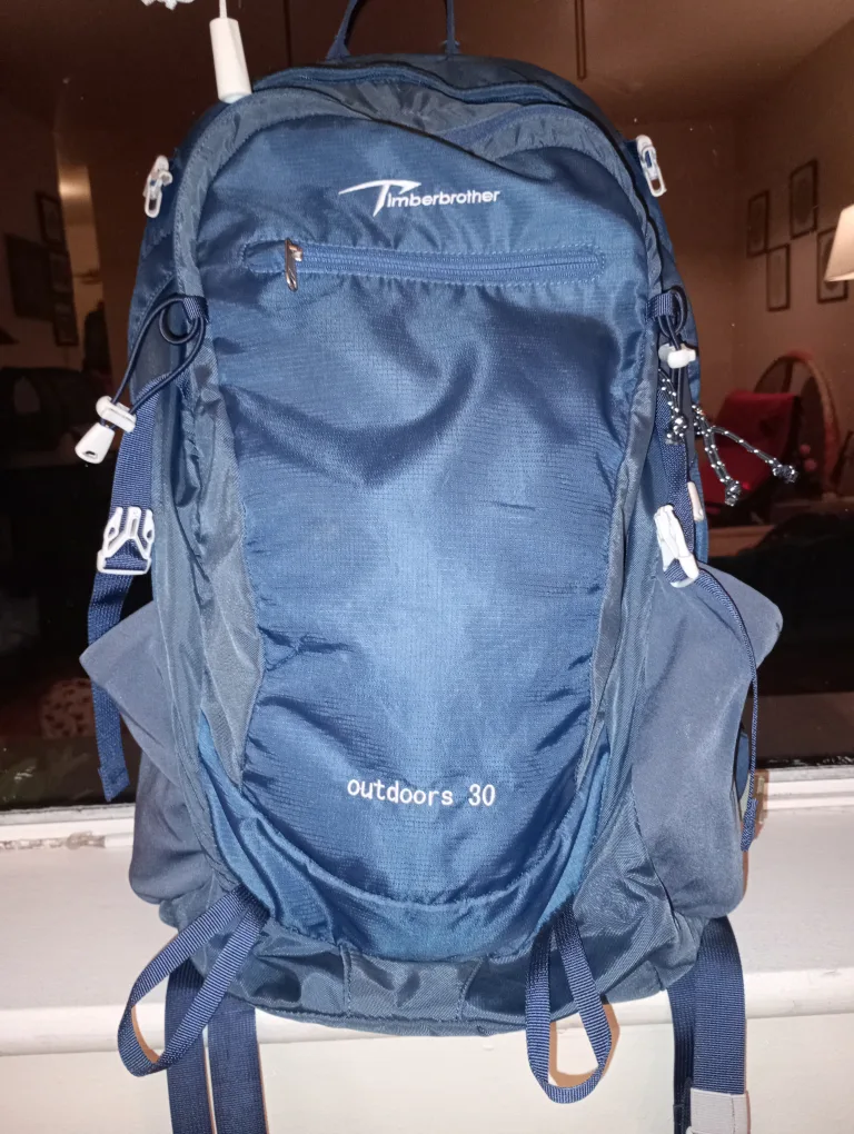 Backpack 🎒 30 Lb thumbnail