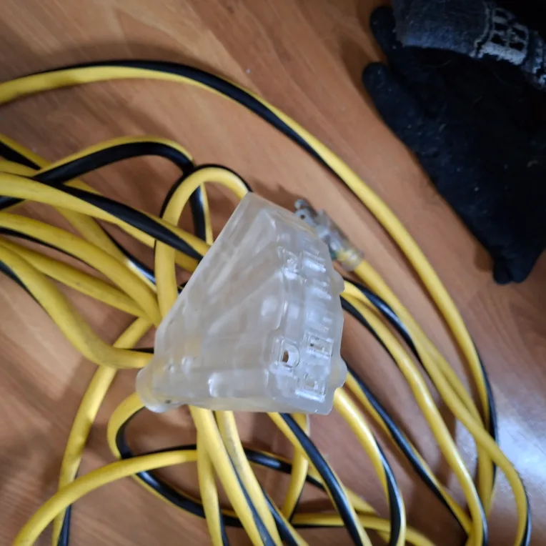 Extension Cord 3 outlet thumbnail