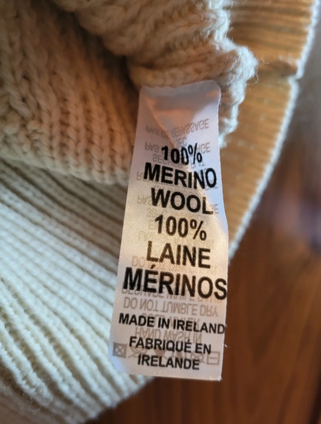 100% Merino Wool Knit Sweater Vest Unisex - Large image indicator(8)