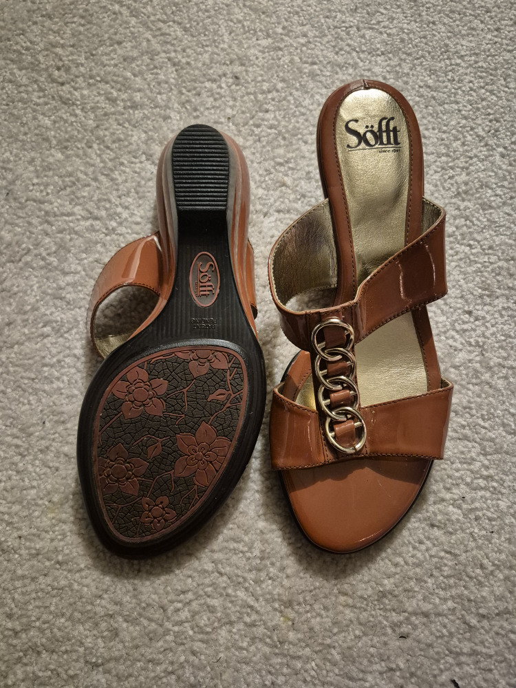 Söfft Brown Wedge Sandals - photo 5