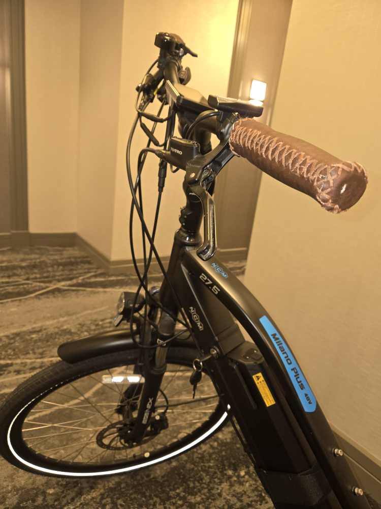 NCM Milano Plus E-bike - photo 4