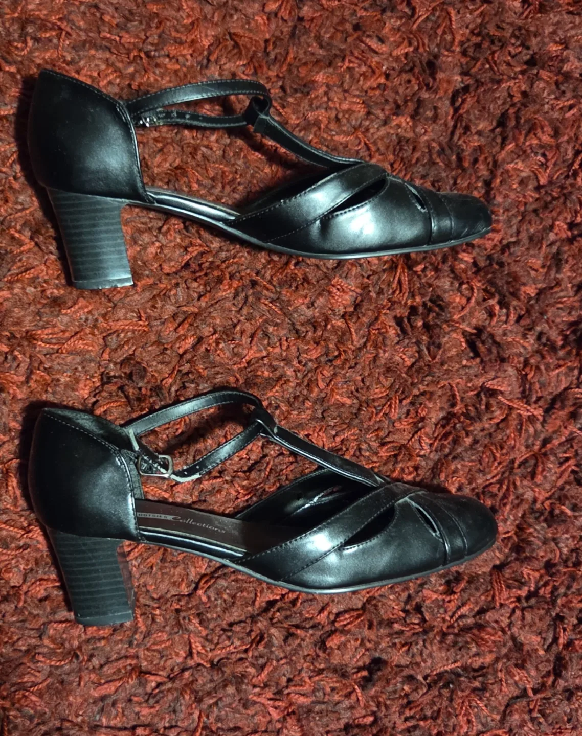 Vintage Black Heeled Sandals thumbnail