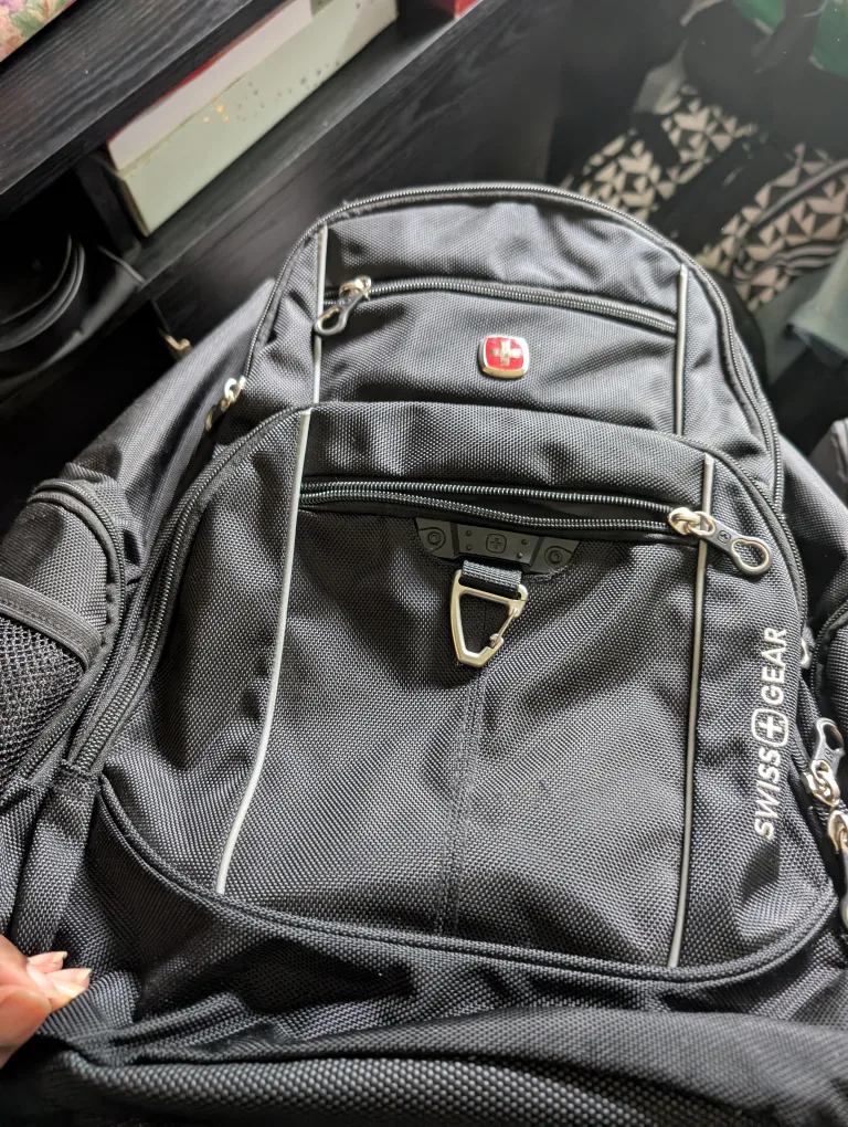 Swiss Gear Black Backpack thumbnail