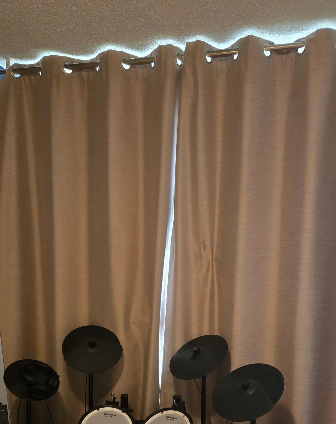 Curtains thumbnail