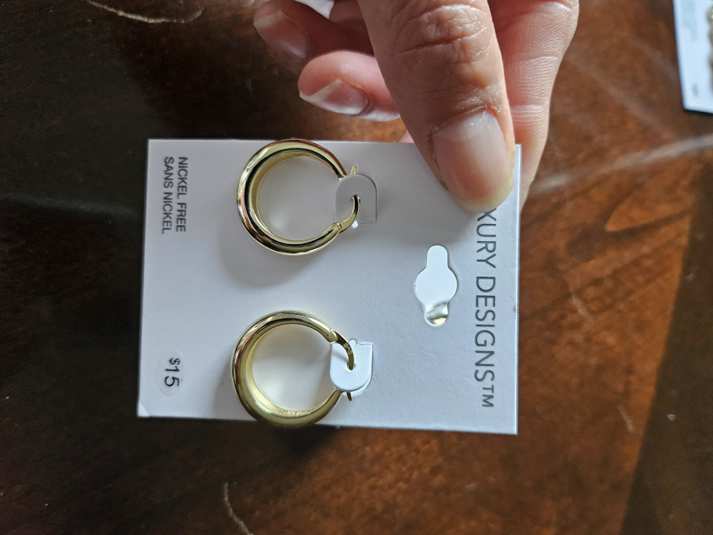Luxury Designs Gold Hoop Earrings - New!