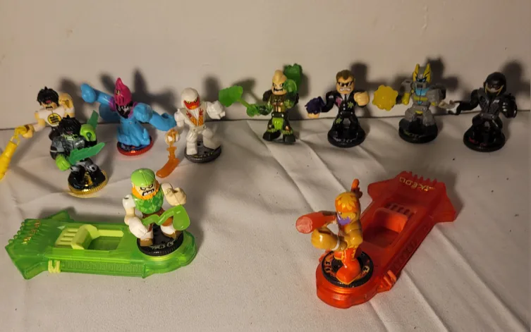 Akedo Warrior Battling Action Figures thumbnail