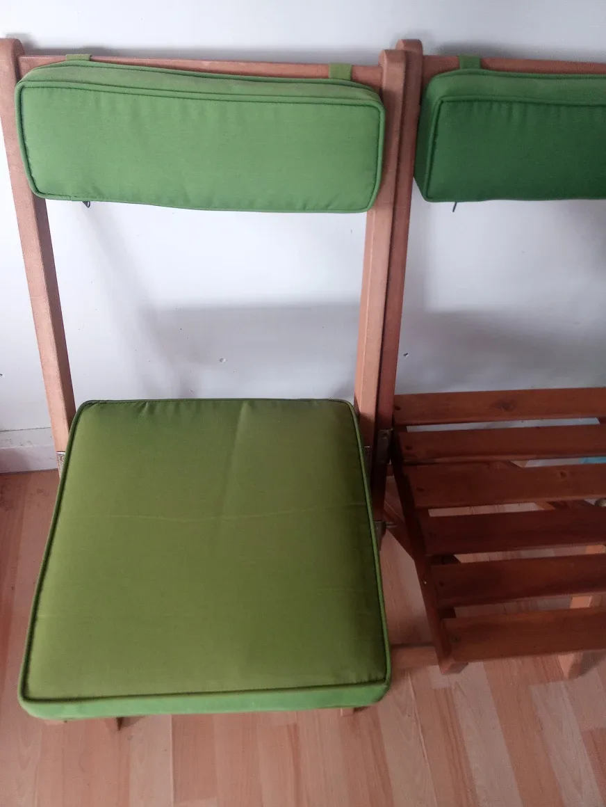 Gardenia Outdoor Folding Chair and Table Set image indicator(3)