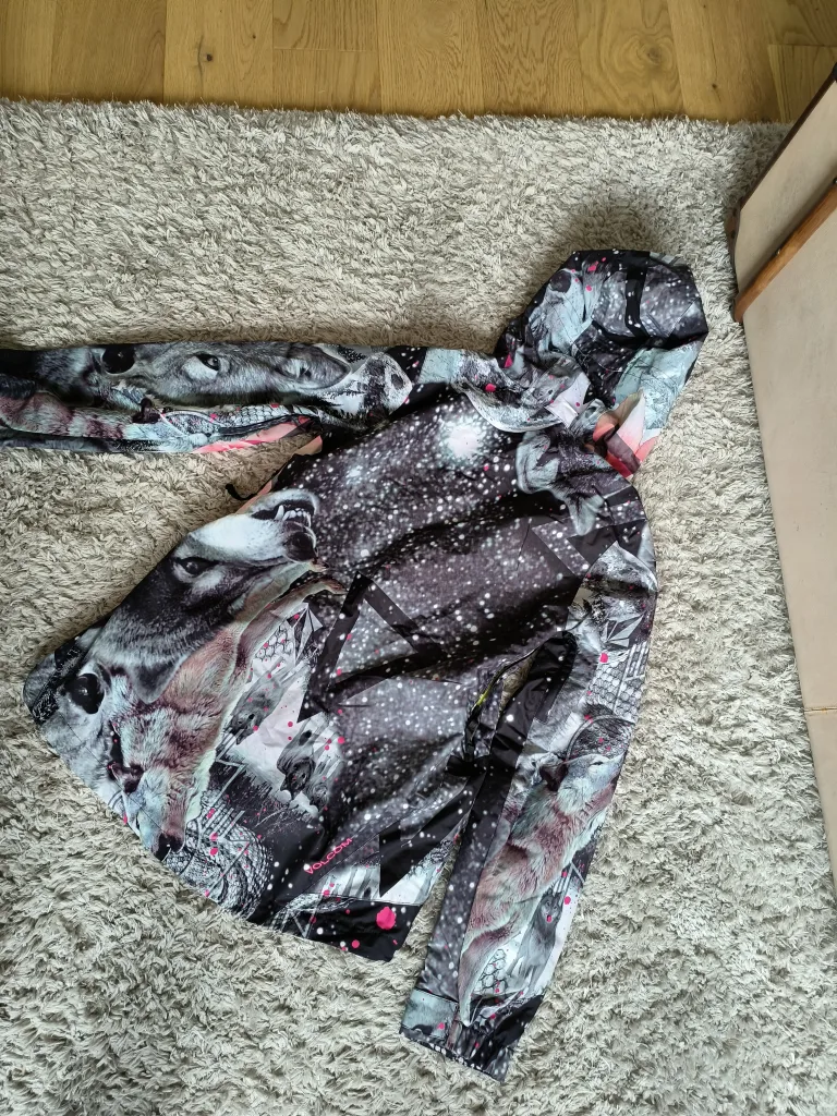 Volcom snow jacket. thumbnail