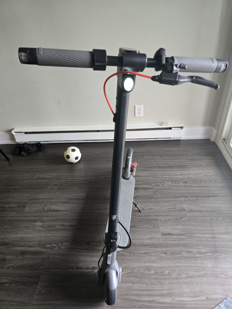Invanti E30 Electric scooter Contact 437 838 3346 - photo 2