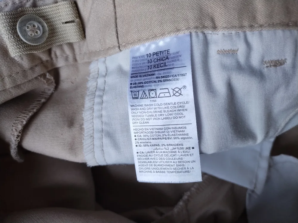 Old Navy Skinny Stretch Pants - Size 10 Petite image indicator(4)