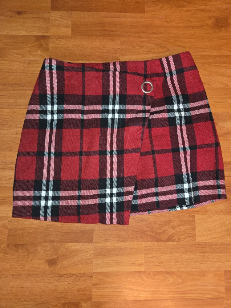 H&M Skirt thumbnail