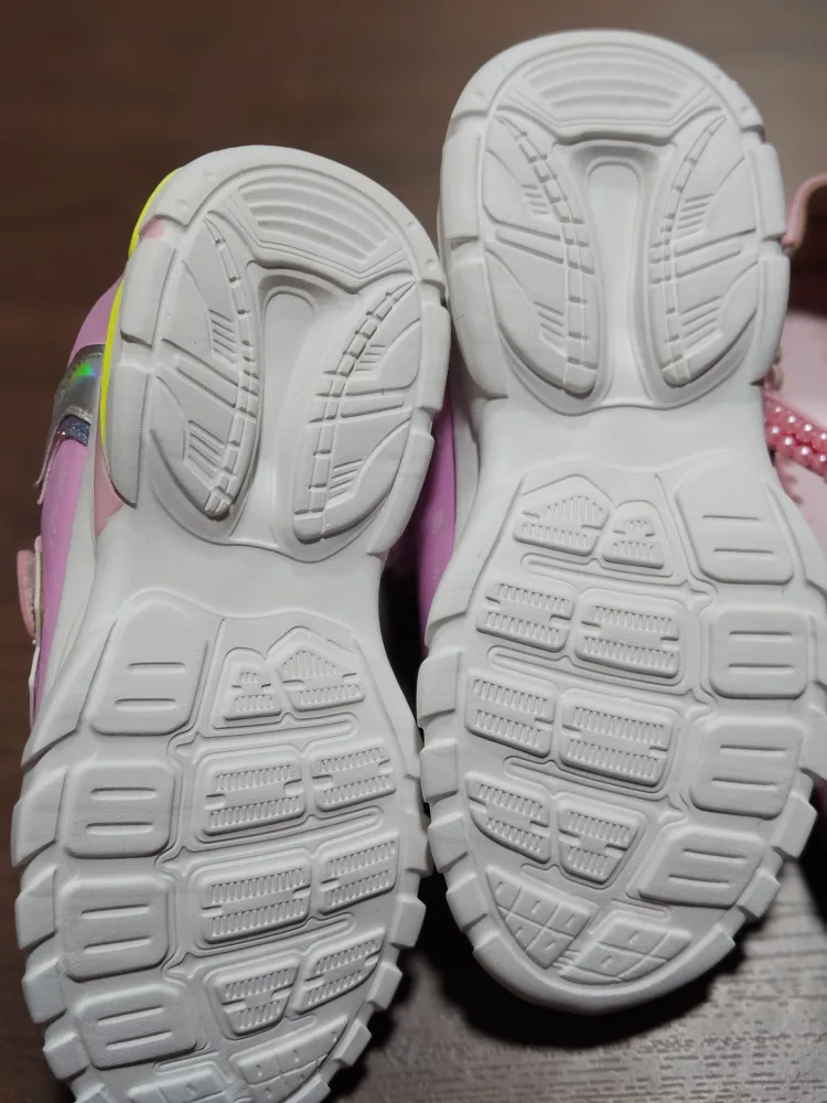 Kids' Pink Shoe for Girls thumbnail
