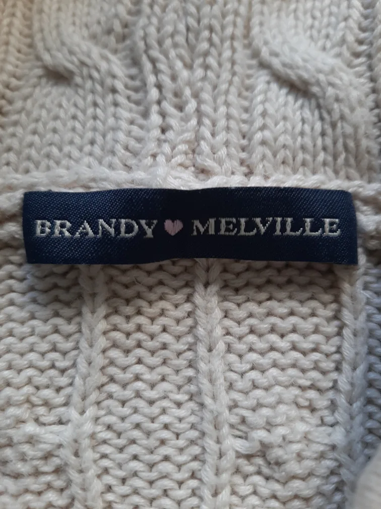 Brandy Melville MH123L Knit Zip Up Hoodie image indicator(4)