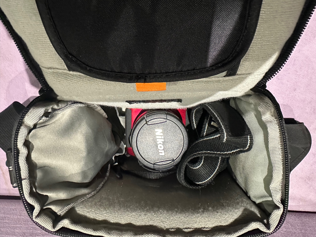 Nikon Digital Camera with 42x Optical Zoom - photo 3