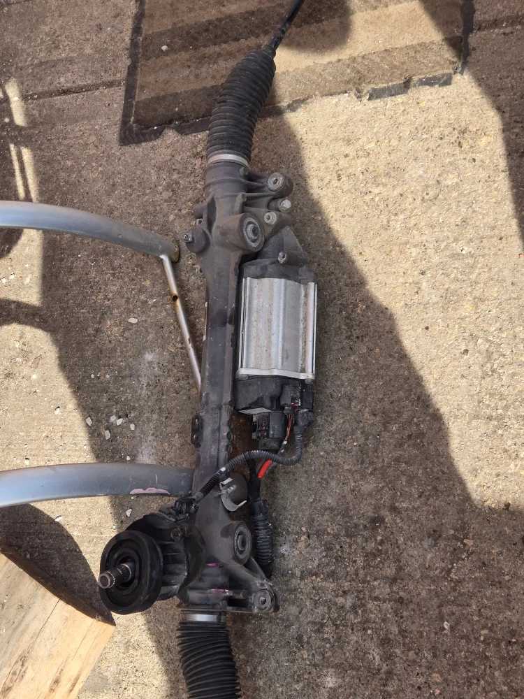 2018 vw passat engine - only 60,000km image indicator(6)