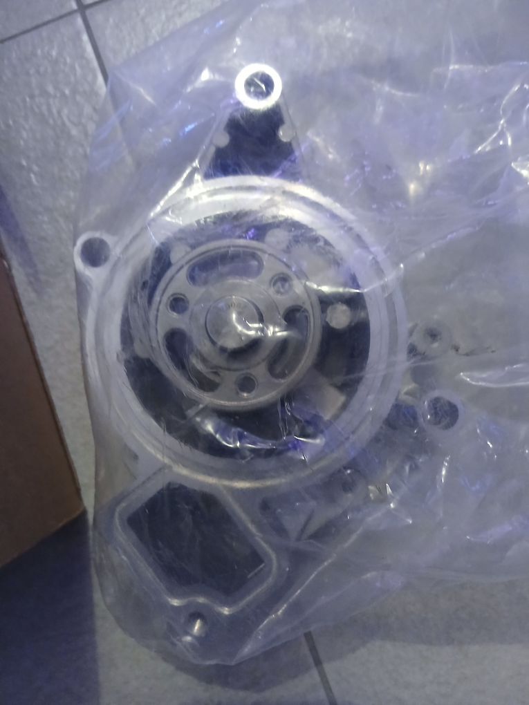 New Water Pump - photo 3