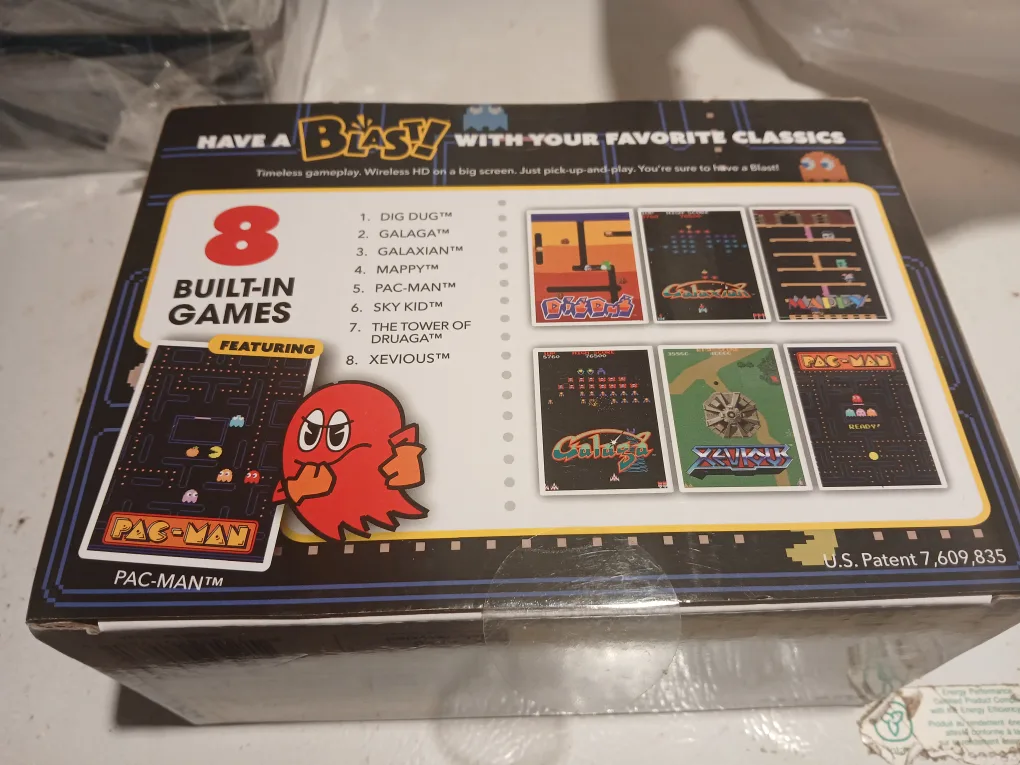 Bandai Namco Pac-Man Blast! 8-in-1 Built-In Games image indicator(2)