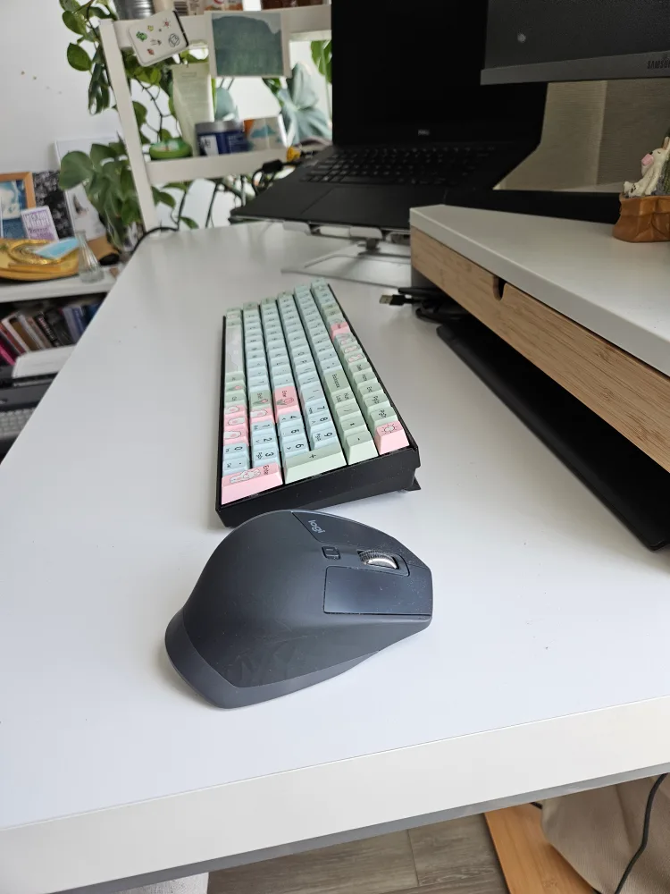 White 3-Drawer Desk Cabinet image indicator(3)