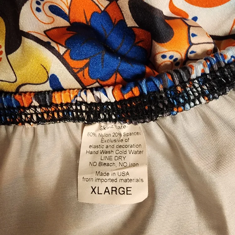 Unique bikini bottoms / pole shorts image indicator(3)