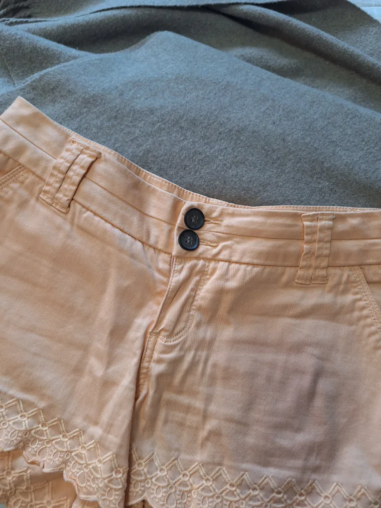 Kismet peach Shorts with Crochet Hem image indicator(3)