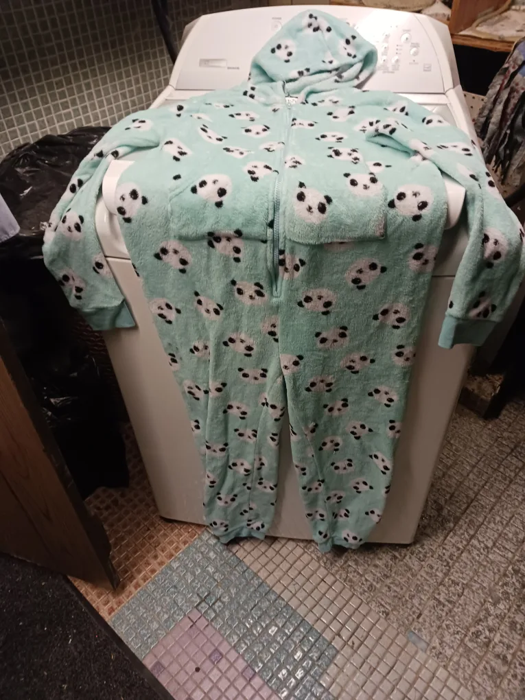 Mikk Lounge Panda Onesie image indicator(2)