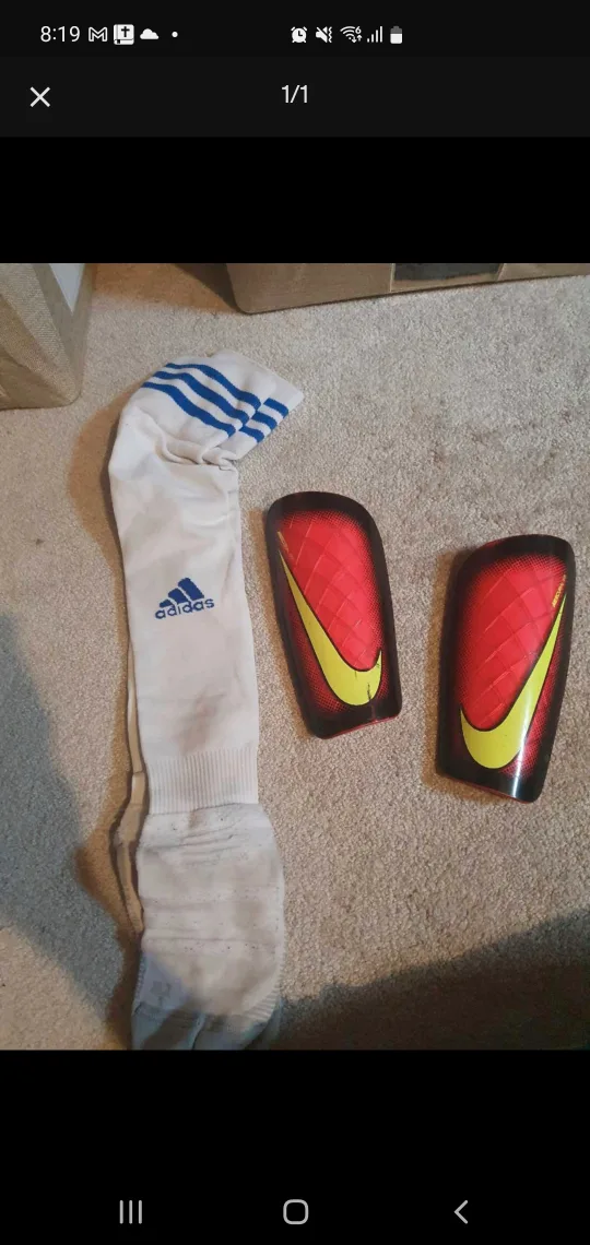 Adidas Football Socks & Nike Mercurial Lite Shin Guards thumbnail