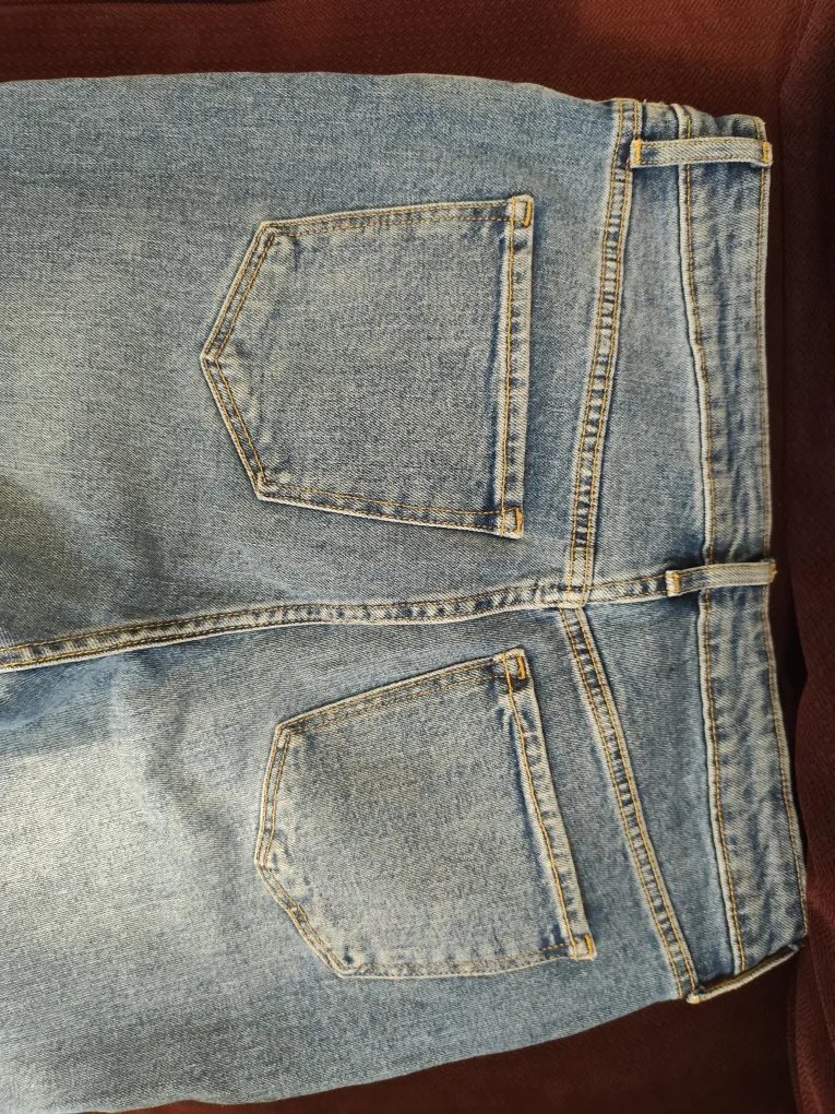 Old Navy Flare Jeans - Size 10 image indicator(4)