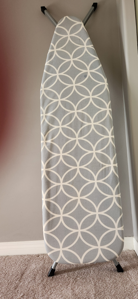 Black+Decker Iron and Ironing Board - photo 3