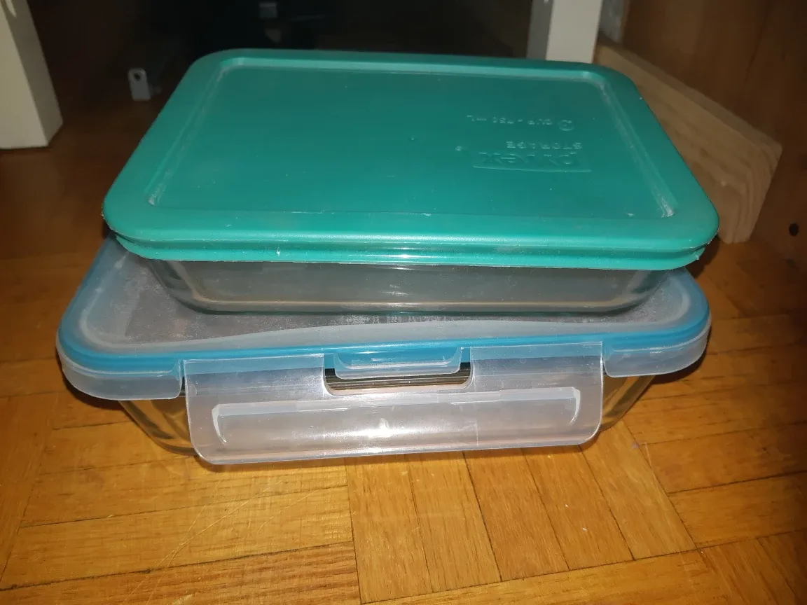 #freecycle 2 Glass Food Storage Containers thumbnail