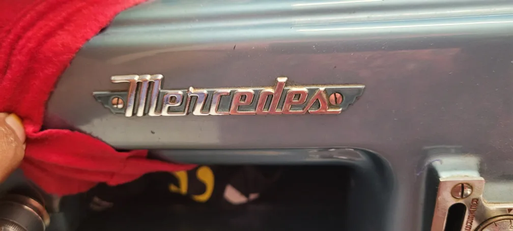 Vintage Mercedes Sewing Machine image indicator(3)