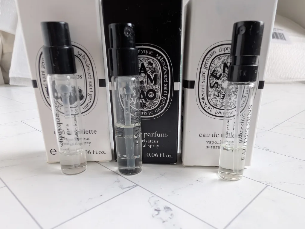 Diptyque Perfume Samples thumbnail