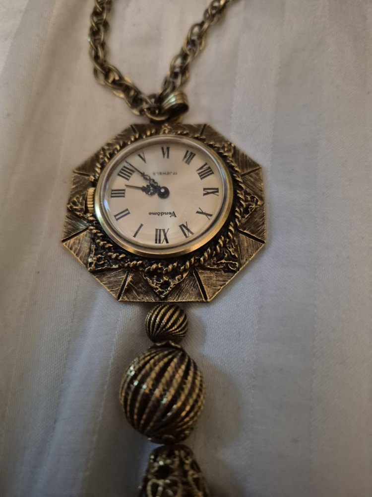 Vintage Pendant Necklace