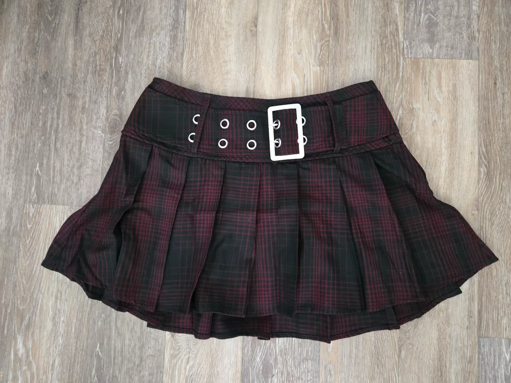 Plaid pleated mini skirt thumbnail