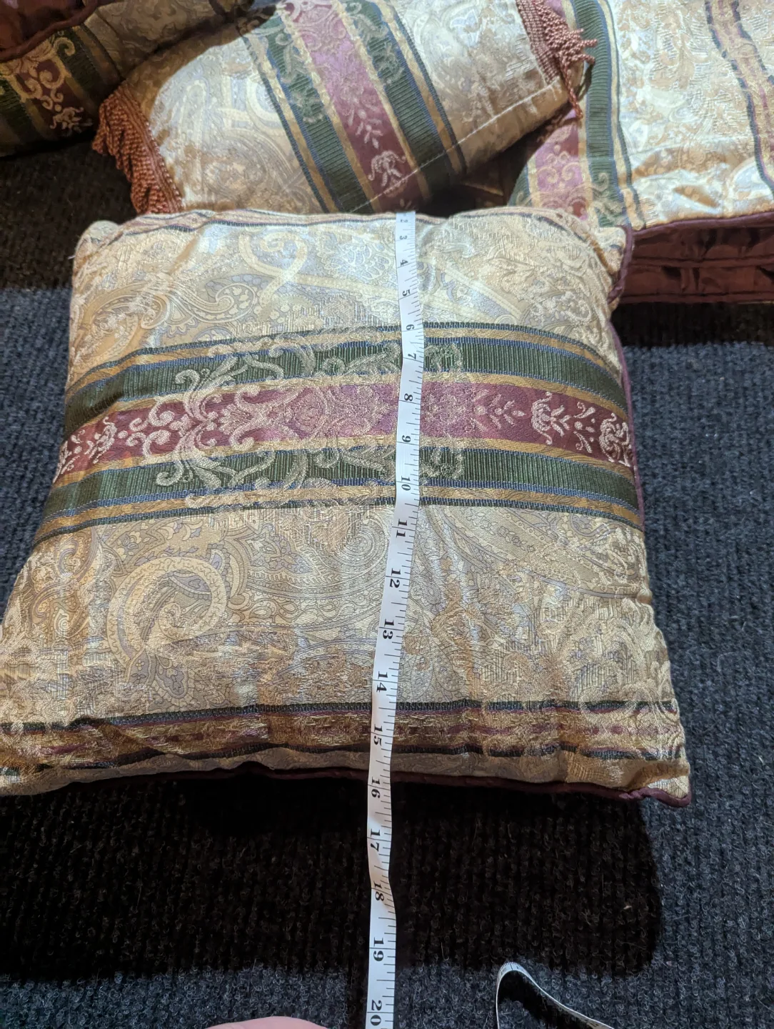 Croscill Decorative Pillow Set image indicator(7)